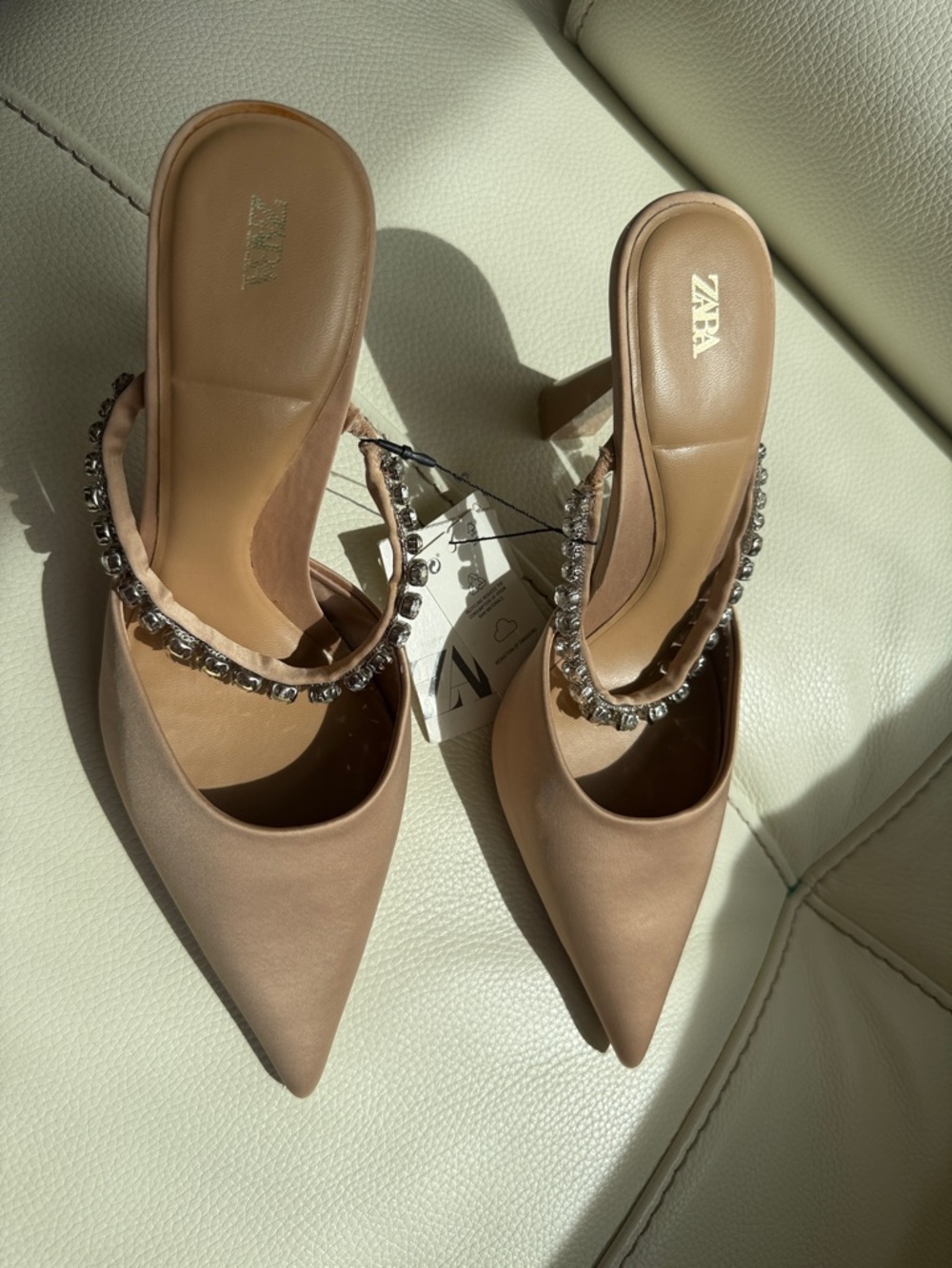 Zara Beige Pointed Toe‎ Mules with Crystal Strap - Picture 6 of 16